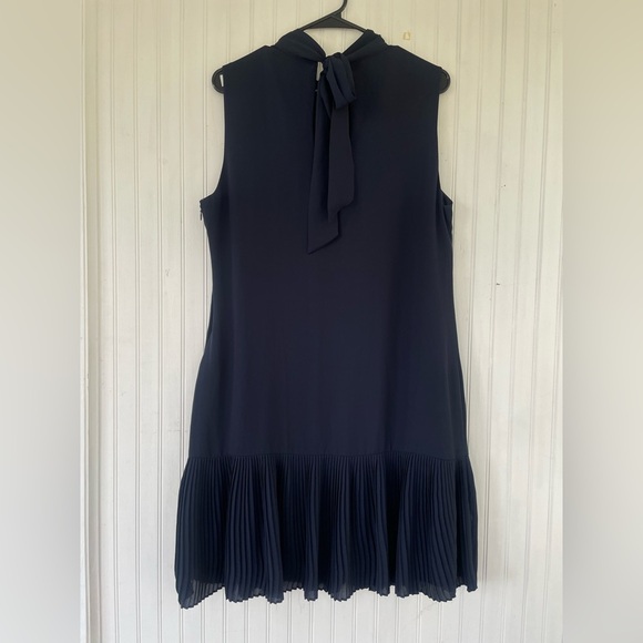 Nanette Nanette Lepore Navy Blue Sleeveless Drop Waist Pleated Dress Size 12 - Picture 2 of 12